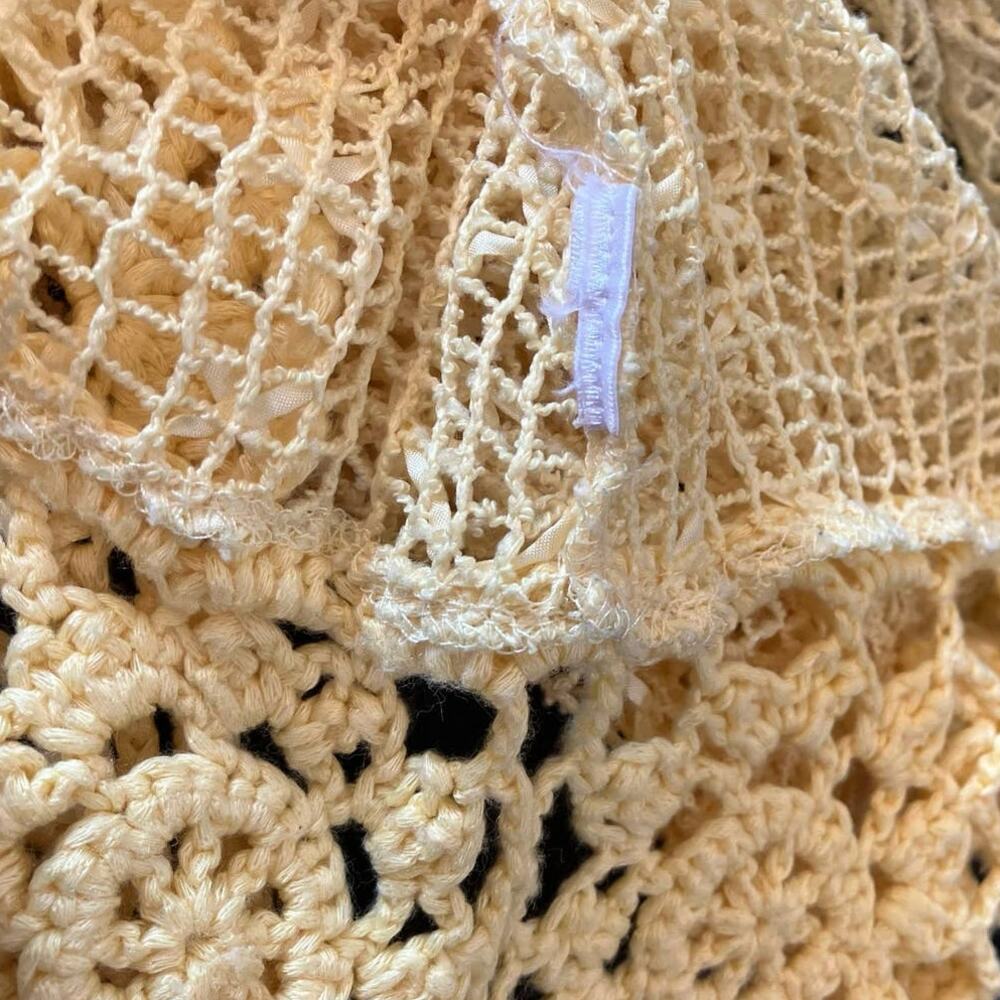 Lisa International Women's Canary Yellow 3/4 Sleeve Crochet Sweater | Size Large - Picture 8 of 9